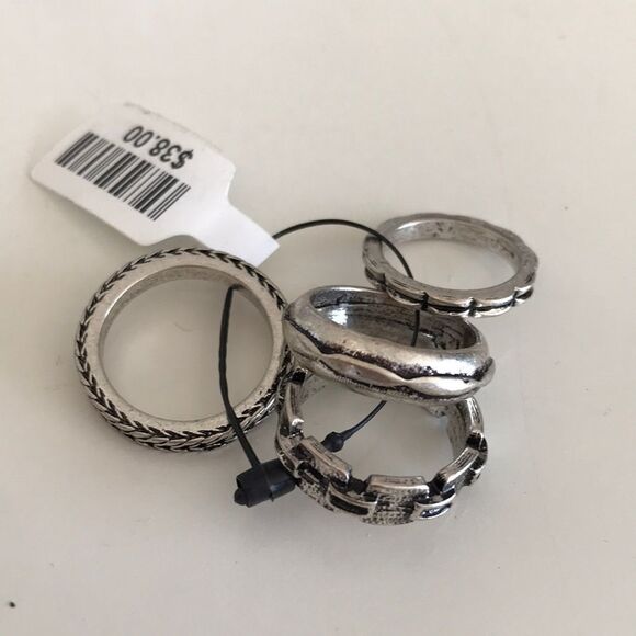 Free People Silver Tone Set of 4 Rings - Picture 1 of 3